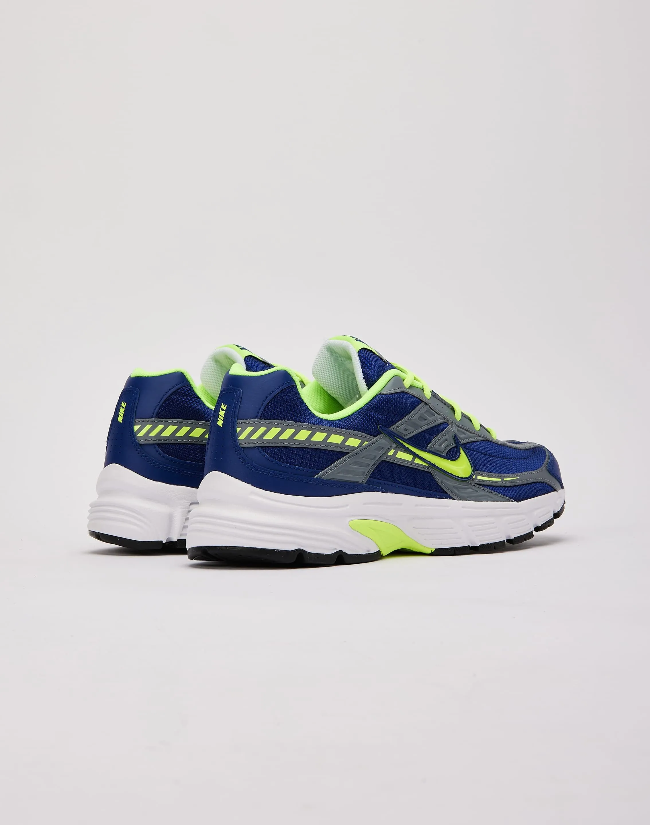 Nike Initiator